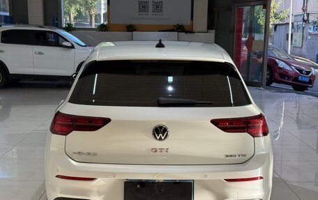 Volkswagen Golf GTI, 2022 год, 2 600 610 рублей, 4 фотография