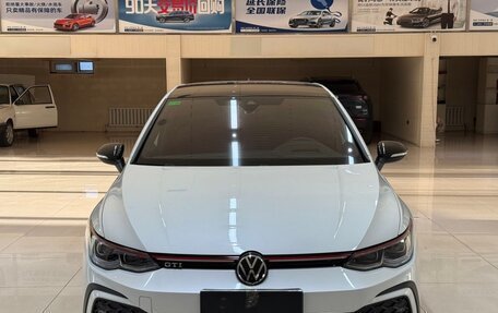 Volkswagen Golf GTI, 2022 год, 2 600 610 рублей, 2 фотография