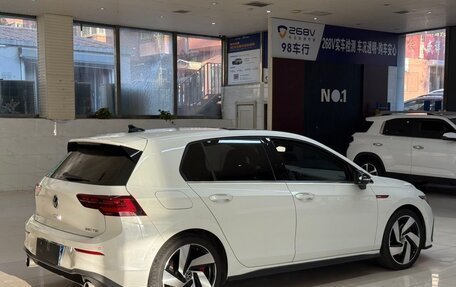 Volkswagen Golf GTI, 2022 год, 2 600 610 рублей, 6 фотография