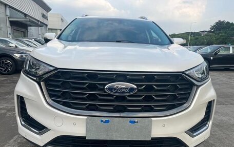 Ford Edge II рестайлинг, 2021 год, 2 380 000 рублей, 2 фотография