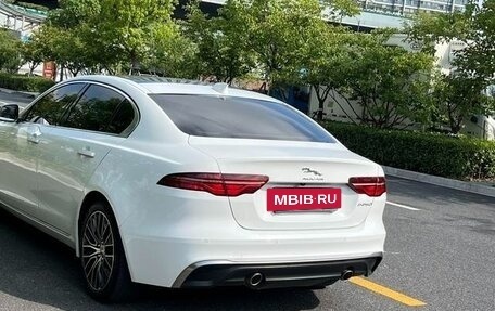 Jaguar XE I рестайлинг, 2021 год, 2 190 000 рублей, 4 фотография