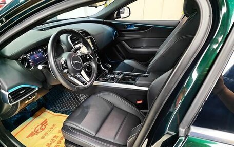 Jaguar XE I рестайлинг, 2022 год, 2 390 000 рублей, 8 фотография