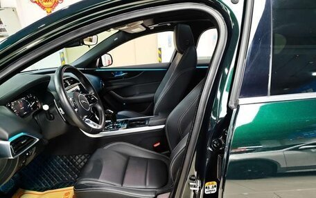 Jaguar XE I рестайлинг, 2022 год, 2 390 000 рублей, 7 фотография