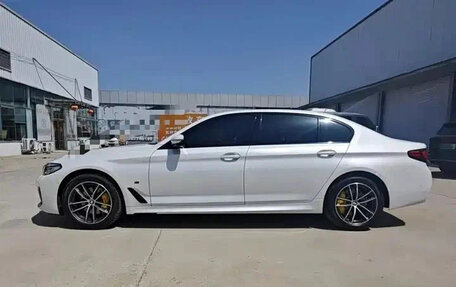 BMW 5 серия, 2022 год, 3 250 999 рублей, 4 фотография