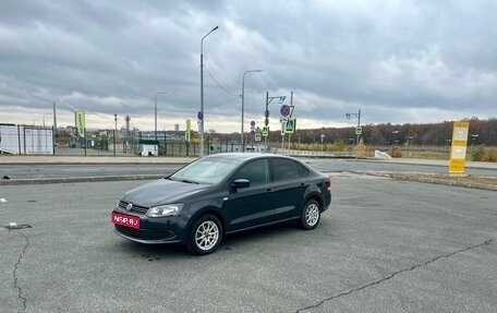 Volkswagen Polo VI (EU Market), 2013 год, 825 000 рублей, 1 фотография