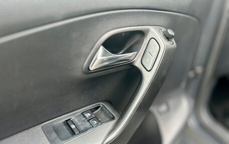 Volkswagen Polo VI (EU Market), 2013 год, 825 000 рублей, 18 фотография