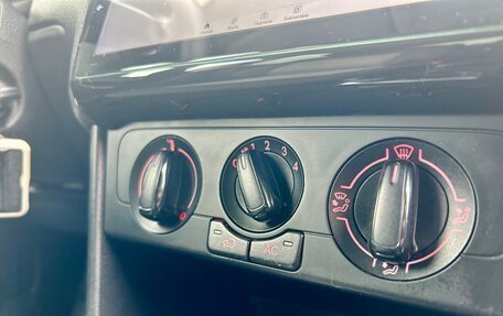 Volkswagen Polo VI (EU Market), 2013 год, 825 000 рублей, 24 фотография