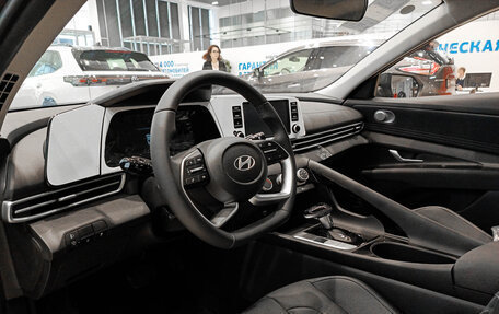 Hyundai Elantra, 2023 год, 2 299 000 рублей, 20 фотография