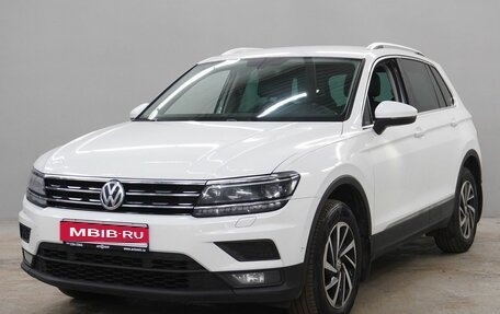 Volkswagen Tiguan II, 2018 год, 2 173 000 рублей, 1 фотография