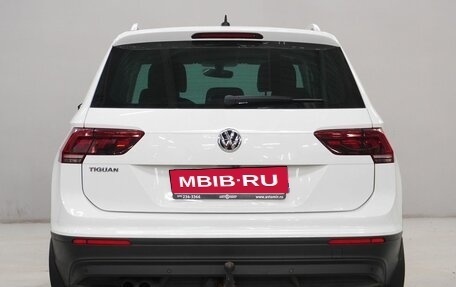 Volkswagen Tiguan II, 2018 год, 2 173 000 рублей, 6 фотография