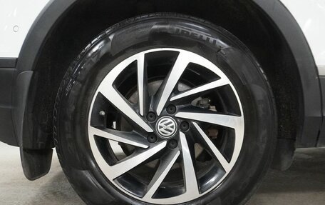 Volkswagen Tiguan II, 2018 год, 2 173 000 рублей, 10 фотография