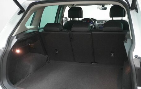 Volkswagen Tiguan II, 2018 год, 2 173 000 рублей, 9 фотография