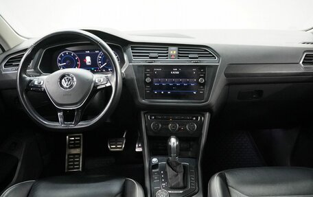 Volkswagen Tiguan II, 2018 год, 2 173 000 рублей, 14 фотография