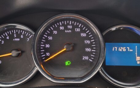 Renault Logan II, 2014 год, 649 000 рублей, 9 фотография