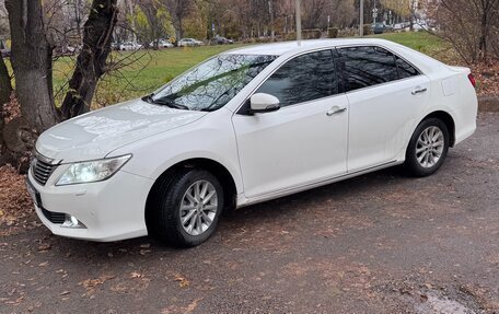 Toyota Camry, 2012 год, 1 530 000 рублей, 4 фотография