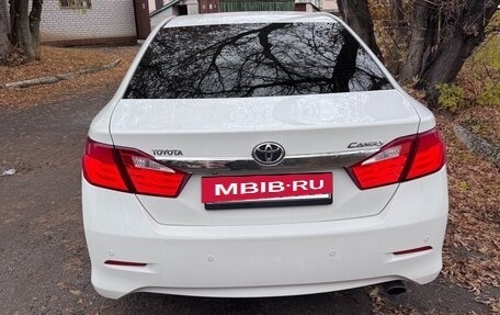 Toyota Camry, 2012 год, 1 530 000 рублей, 7 фотография