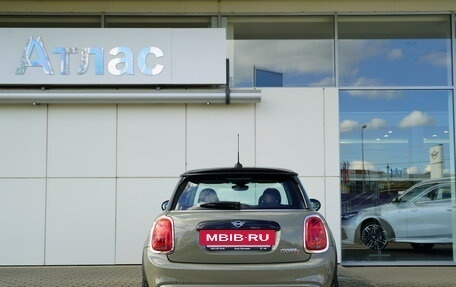 MINI Hatch, 2018 год, 2 690 000 рублей, 5 фотография