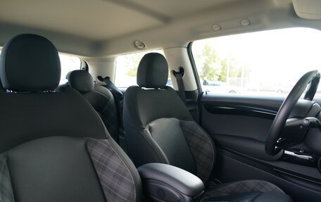 MINI Hatch, 2018 год, 2 690 000 рублей, 10 фотография