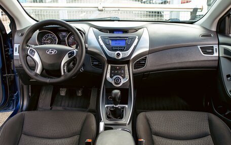 Hyundai Elantra V, 2011 год, 995 000 рублей, 16 фотография