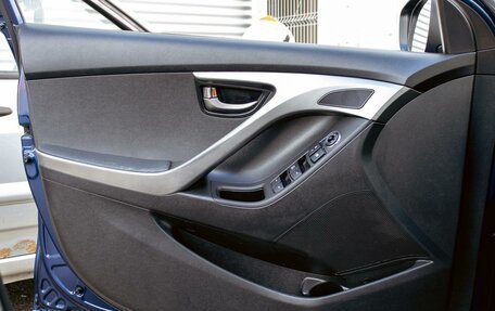 Hyundai Elantra V, 2011 год, 995 000 рублей, 12 фотография