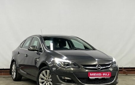 Opel Astra J, 2013 год, 899 000 рублей, 3 фотография