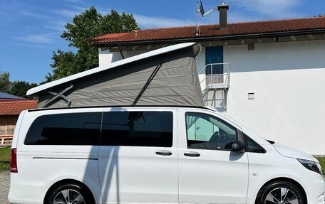 Mercedes-Benz V-Класс, 2021 год, 4 400 000 рублей, 2 фотография