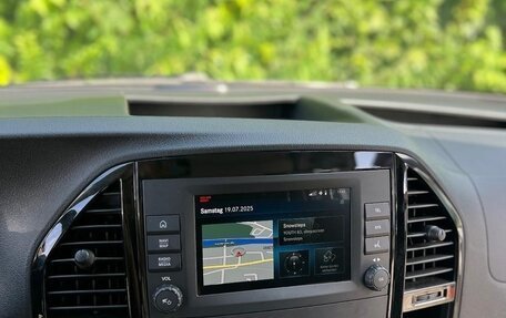 Mercedes-Benz V-Класс, 2021 год, 4 400 000 рублей, 11 фотография