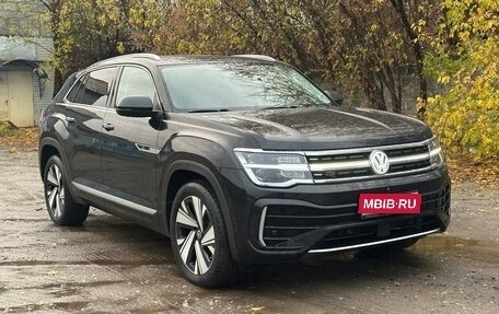 Volkswagen Teramont I, 2023 год, 4 650 000 рублей, 1 фотография