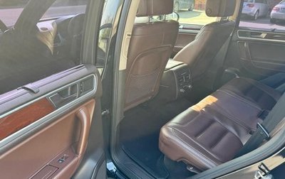 Volkswagen Touareg III, 2011 год, 2 500 000 рублей, 1 фотография