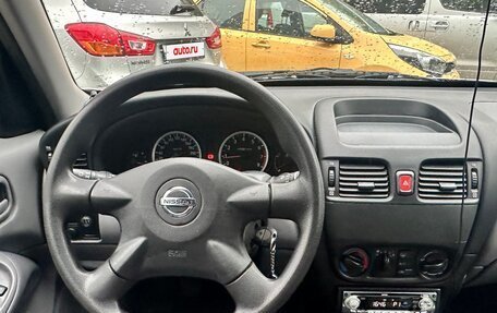 Nissan Almera, 2003 год, 575 000 рублей, 38 фотография