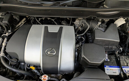 Lexus RX IV рестайлинг, 2016 год, 3 650 000 рублей, 9 фотография