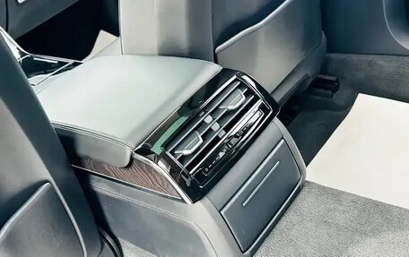 Audi A8, 2022 год, 7 450 077 рублей, 22 фотография