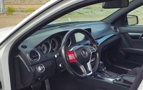 Mercedes-Benz C-Класс, 2013 год, 1 800 000 рублей, 6 фотография