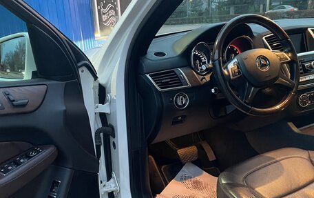 Mercedes-Benz GL-Класс, 2014 год, 3 650 000 рублей, 16 фотография