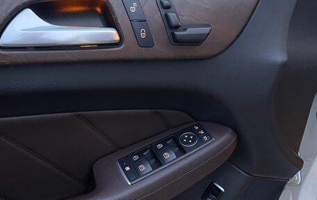 Mercedes-Benz GL-Класс, 2014 год, 3 650 000 рублей, 15 фотография