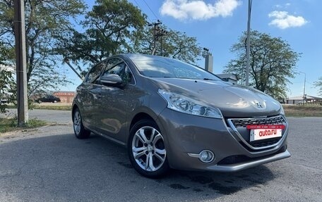 Peugeot 208 II, 2013 год, 850 000 рублей, 2 фотография
