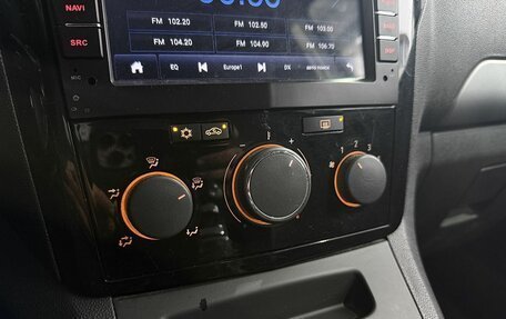 Opel Zafira B, 2011 год, 829 000 рублей, 10 фотография