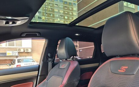 Geely Coolray I, 2023 год, 1 780 000 рублей, 10 фотография