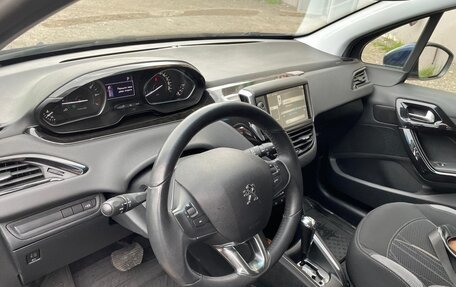 Peugeot 208 II, 2013 год, 649 000 рублей, 3 фотография