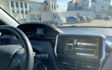 Peugeot 208 II, 2013 год, 649 000 рублей, 17 фотография