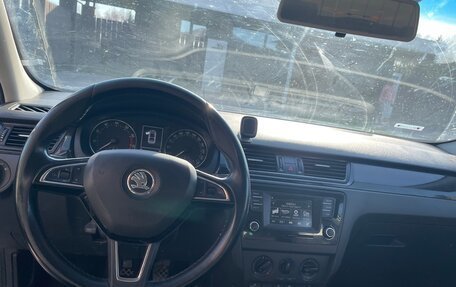 Skoda Rapid I, 2015 год, 650 000 рублей, 3 фотография