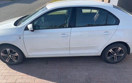 Skoda Rapid I, 2015 год, 650 000 рублей, 5 фотография