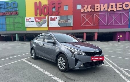 KIA Rio IV, 2021 год, 1 700 000 рублей, 3 фотография