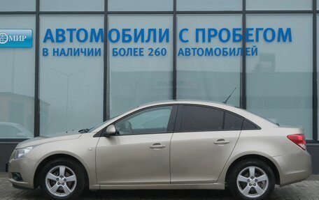Chevrolet Cruze II, 2010 год, 599 000 рублей, 2 фотография