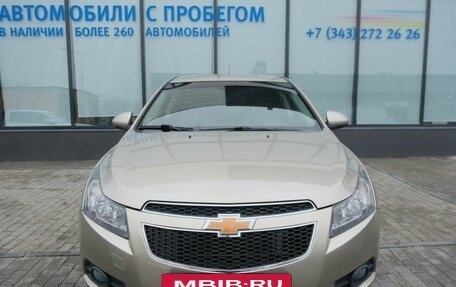 Chevrolet Cruze II, 2010 год, 599 000 рублей, 8 фотография