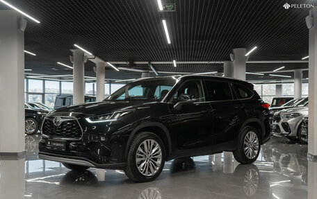 Toyota Highlander, 2025 год, 6 300 000 рублей, 1 фотография