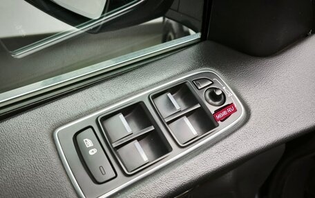 Jaguar F-Pace, 2016 год, 2 200 000 рублей, 13 фотография