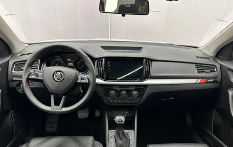 Skoda Kamiq I, 2022 год, 1 279 000 рублей, 9 фотография
