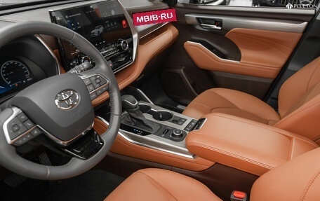 Toyota Highlander, 2025 год, 6 300 000 рублей, 20 фотография