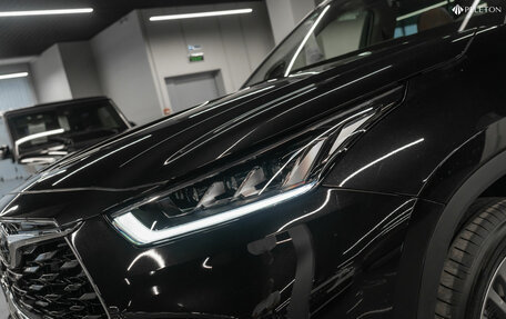 Toyota Highlander, 2025 год, 6 300 000 рублей, 30 фотография